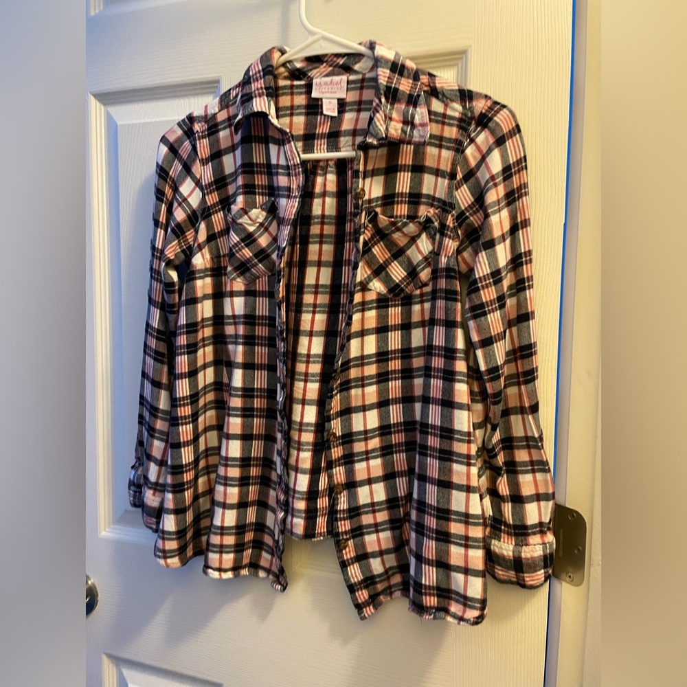 Women’s maternity plaid button down